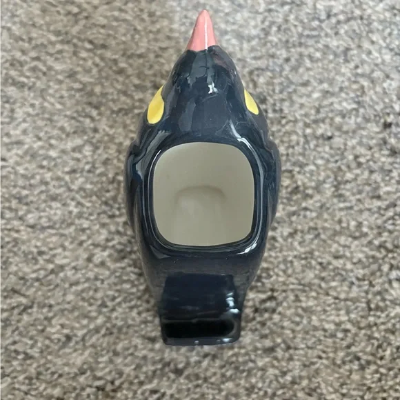 Ceramic Penguin Pencil and Phone Holder - Picture 6 of 7